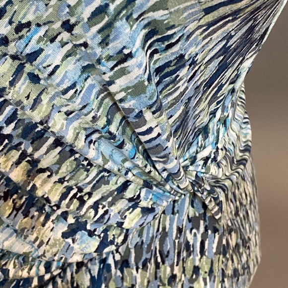 Nic and Zoe Short Sleeve Printed Top - Picture 7 of 7